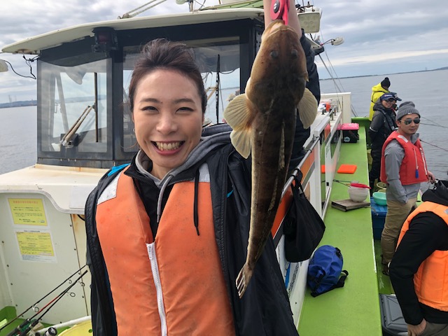 マゴチは朝一に集中も・・
