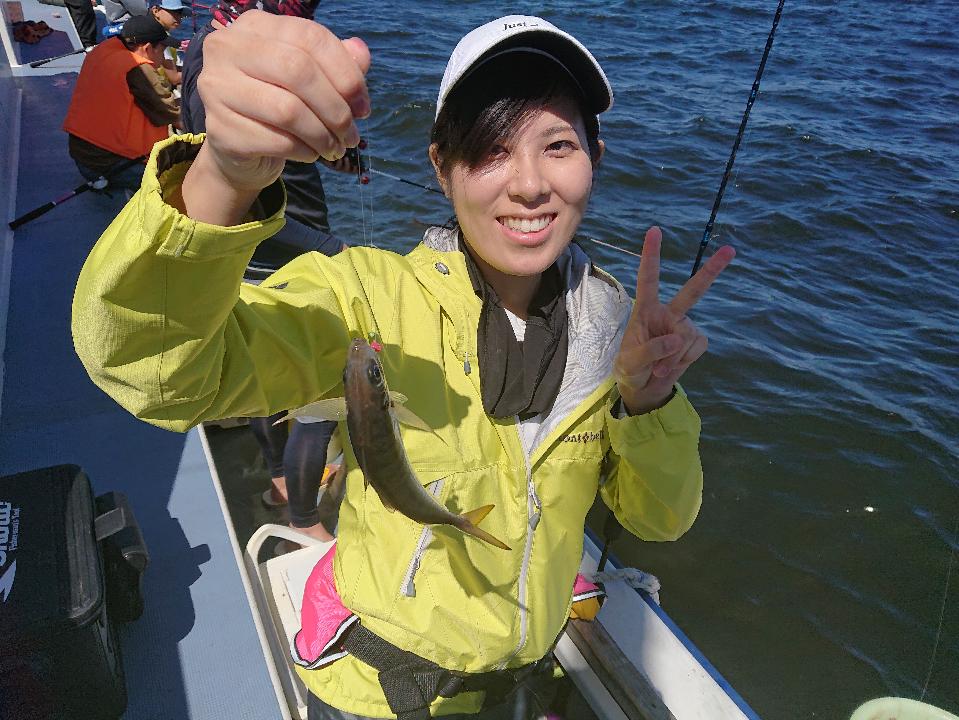 アジ船は風影のポイントでポツポツと!