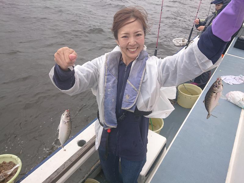 アジは活発に!